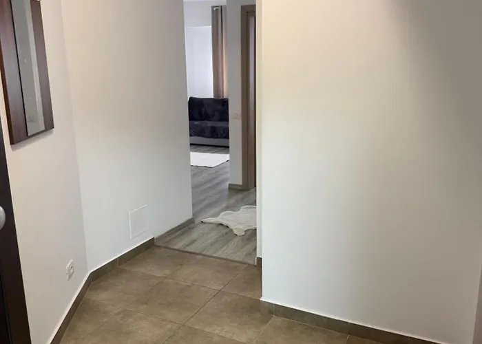 Resident Aparments Two Bed With Balcony Apartment Bucharest